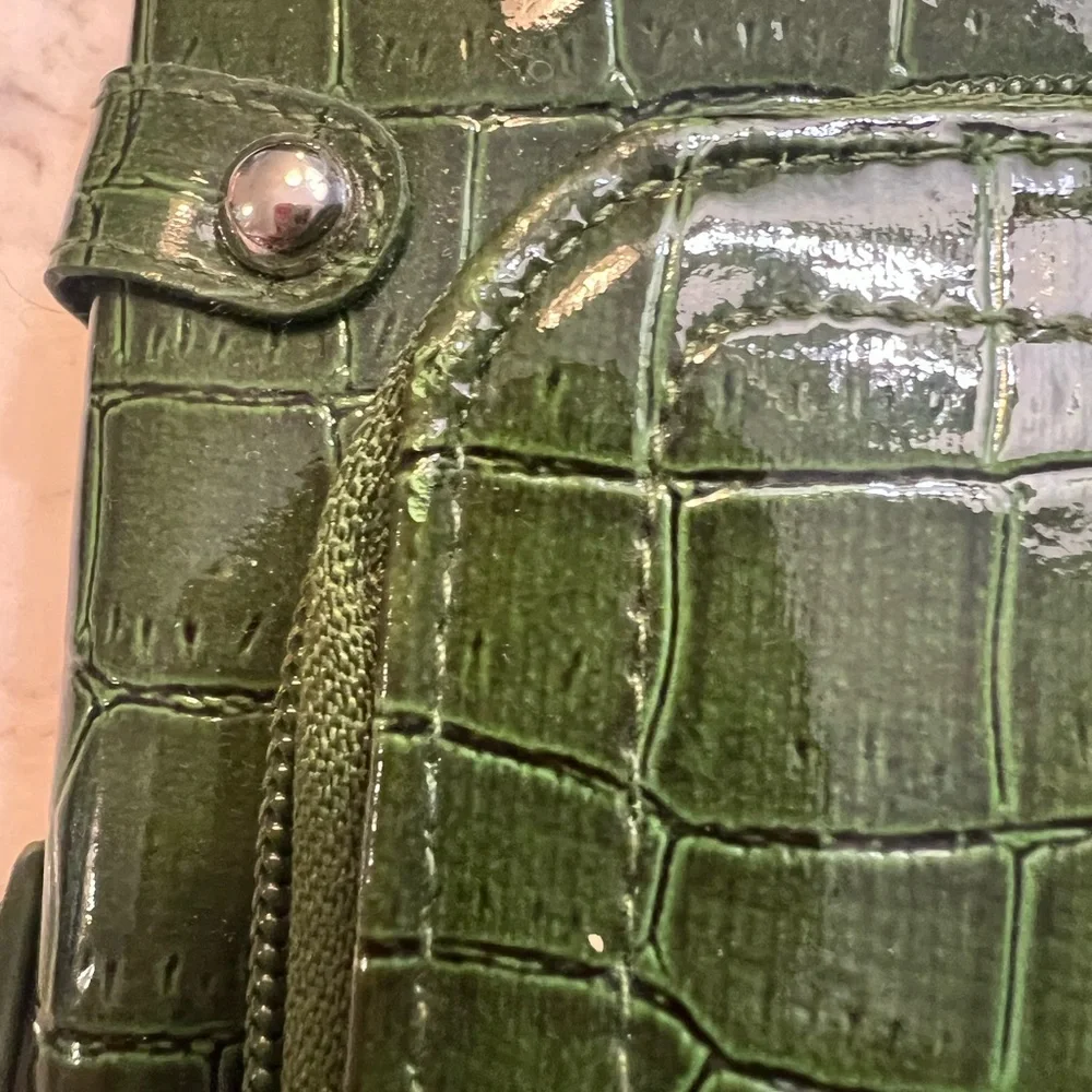 Green Crocodile-Embossed Crossbody‎ Bag